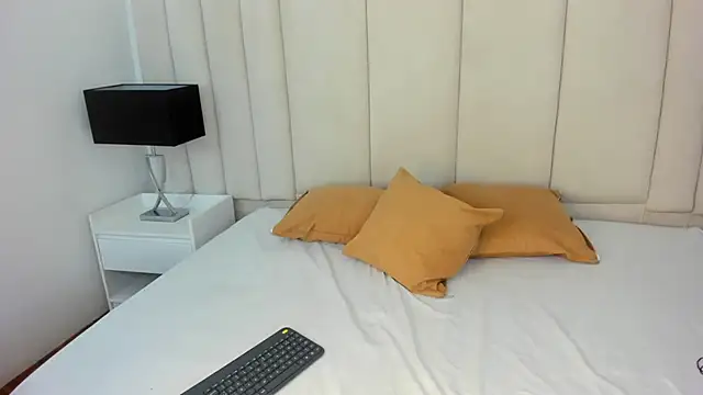 NataGarcia online show from 04/17/26, 04:43