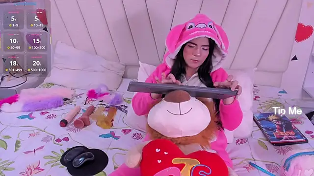 MorganitaX online show from 02/25/25, 01:06