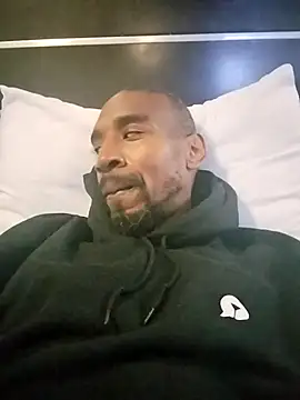 ElJudah7 online show from 11/17/25, 02:17