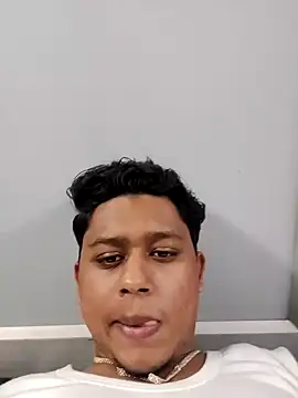 Snapshot of sailord chatting on 12/23/24, 09:40 sailord online show from 12/23/24, 09:40