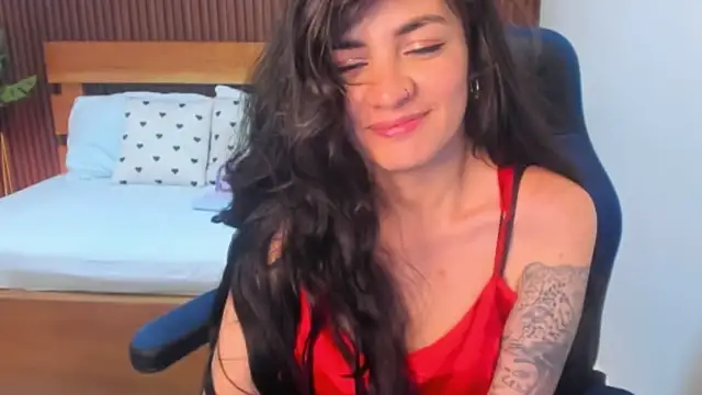 Snapshot of elissa_iris chatting on 01/18/25, 07:15 elissa iris online show from 01/18/25, 07:15