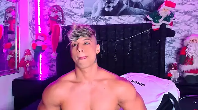 Owen Muzcle online show from 12/14/24, 12:22