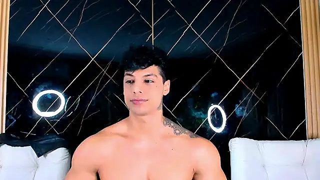 Owen Muzcle online show from 01/07/26, 02:19