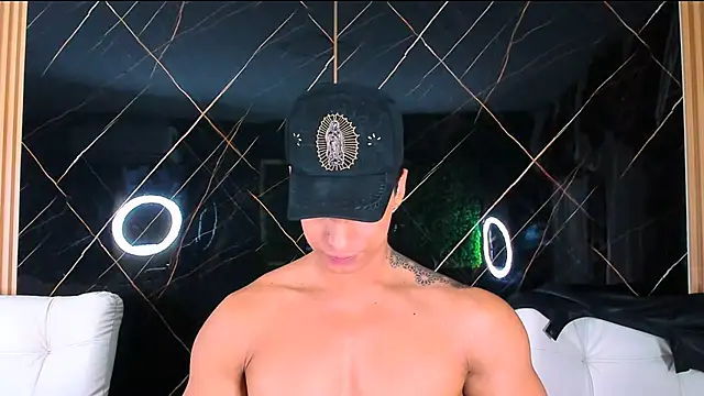 Owen Muzcle online show from 01/09/26, 07:15