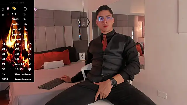 LiamNovak online show from 11/27/25, 12:51