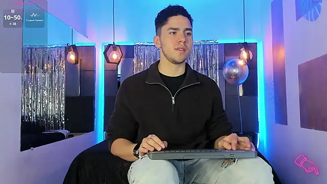 LiamNovak online show from 02/20/26, 12:49