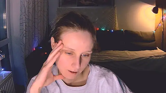 KatiKate online show from 12/17/24, 01:49