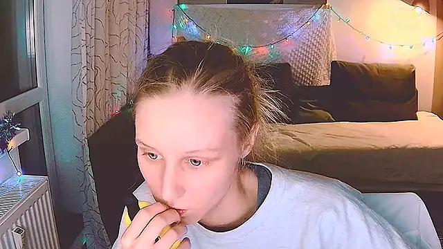 KatiKate online show from 12/23/24, 07:30