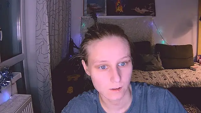 KatiKate online show from 01/11/25, 02:15