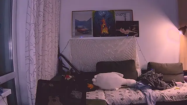 KatiKate online show from 01/11/25, 05:40