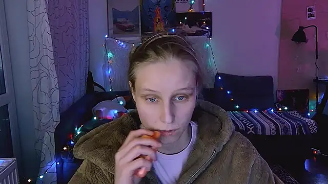 KatiKate online show from 01/30/25, 06:21