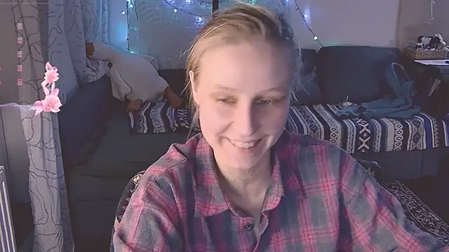 KatiKate online show from 02/13/25, 07:52