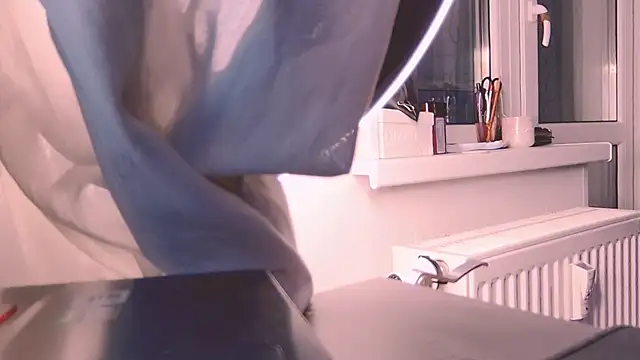 KatiKate online show from 02/18/25, 06:58