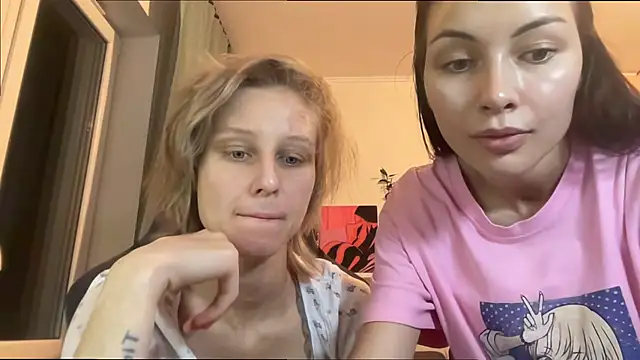 KatiKate online show from 10/26/25, 03:29