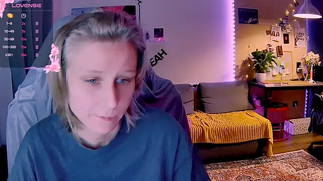 KatiKate online show from 11/25/25, 03:01