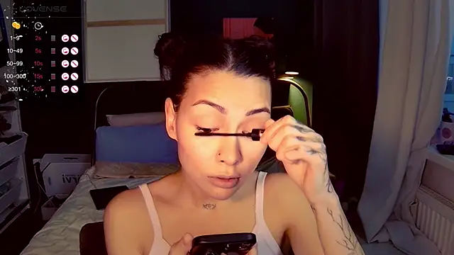 KatiKate online show from 04/23/26, 05:48