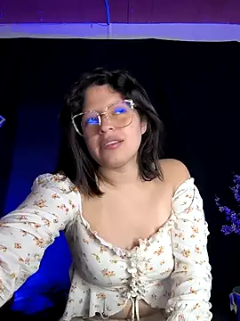 ShyVibes  online show from 02/01/25, 10:23