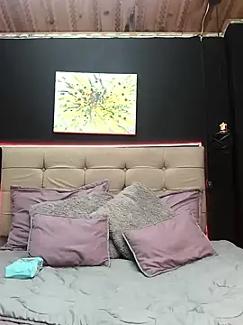 ShyVibes  online show from 02/06/25, 12:43