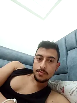 Snapshot of abrayus chatting on 03/23/25, 12:04 abrayus online show from 03/23/25, 12:04