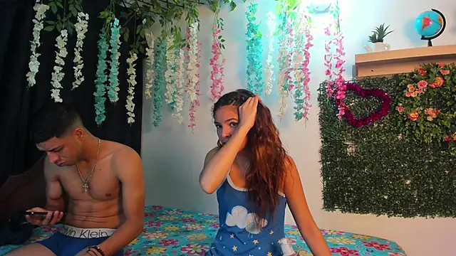 kattyandtom2 online show from 01/26/25, 03:17