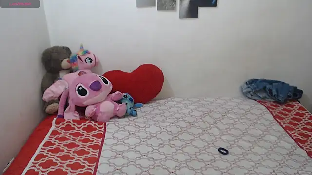 Pocahontas Princess  online show from 04/22/26, 03:24