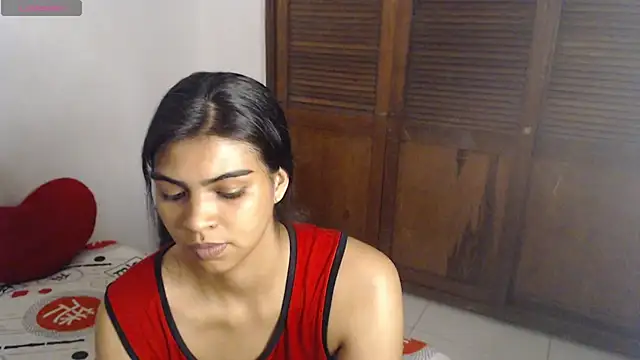 Snapshot of Pocahontas_Princess_ chatting on 05/18/26, 03:46 Pocahontas Princess online show from 05/18/26, 03:46