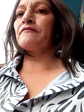 Snapshot of celeste-30_ chatting on 02/05/25, 02:37 celeste-30 online show from 02/05/25, 02:37