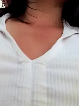 Snapshot of celeste-30_ chatting on 02/10/25, 08:00 celeste-30 online show from 02/10/25, 08:00