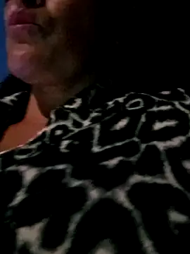 Snapshot of celeste-30_ chatting on 02/10/25, 11:34 celeste-30 online show from 02/10/25, 11:34