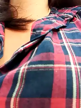 Snapshot of celeste-30_ chatting on 02/17/25, 07:42 celeste-30 online show from 02/17/25, 07:42