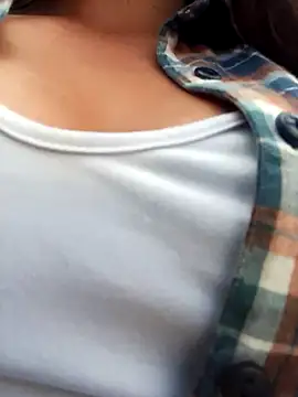 Snapshot of celeste-30_ chatting on 02/23/25, 08:22 celeste-30 online show from 02/23/25, 08:22