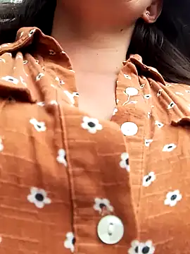 Snapshot of celeste-30_ chatting on 03/03/25, 06:01 celeste-30 online show from 03/03/25, 06:01