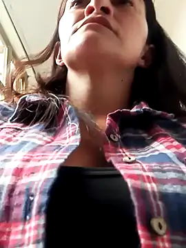 Snapshot of celeste-30_ chatting on 03/04/25, 05:45 celeste-30 online show from 03/04/25, 05:45