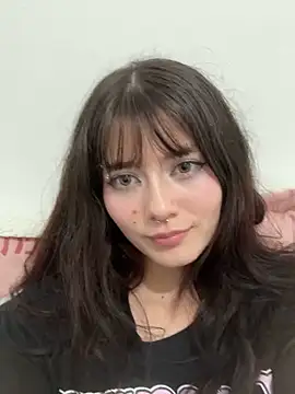 Snapshot of Sakito_Tokio chatting on 12/17/24, 12:12 Sakito Tokio online show from 12/17/24, 12:12