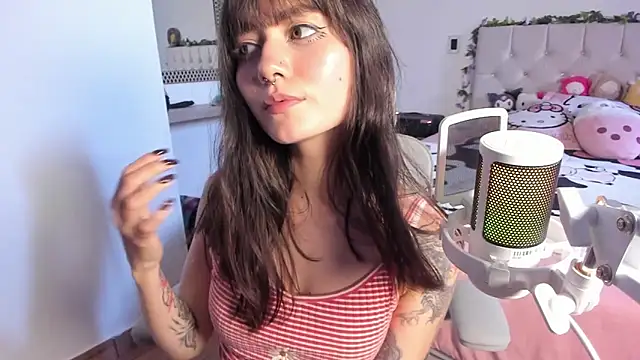 Snapshot of Sakito_Tokio chatting on 11/07/25, 06:41 Sakito Tokio online show from 11/07/25, 06:41