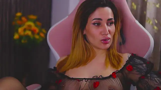 Snapshot of KimSkyex chatting on 02/03/25, 05:18 KimSkyex online show from 02/03/25, 05:18