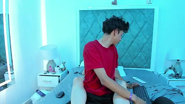 Snapshot of Katherin_jupiter chatting on 12/05/24, 05:26 Katherin jupiter online show from 12/05/24, 05:26