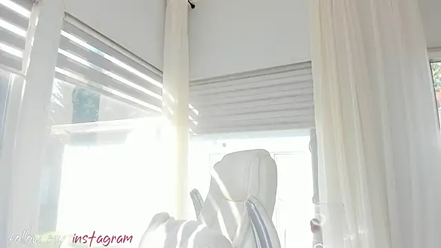 missdiamond  online show from 03/08/25, 05:38