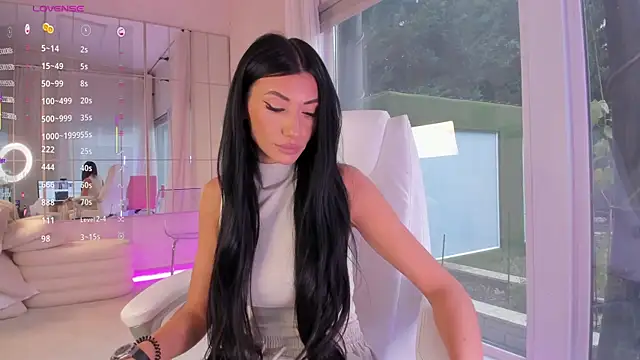 missdiamond  online show from 12/18/25, 07:36