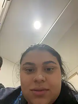 Snapshot of alissonfernandez_ chatting on 01/08/25, 04:34 alissonfernandez online show from 01/08/25, 04:34