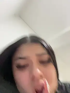 Snapshot of alissonfernandez_ chatting on 01/10/25, 11:11 alissonfernandez online show from 01/10/25, 11:11