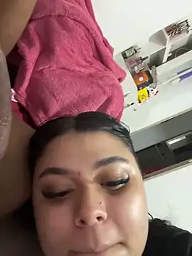 Snapshot of alissonfernandez_ chatting on 01/12/25, 01:00 alissonfernandez online show from 01/12/25, 01:00