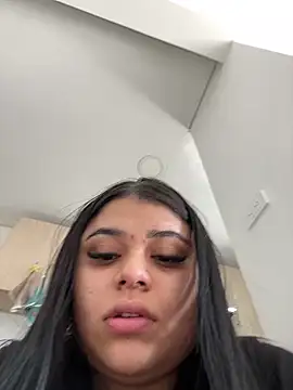 Snapshot of alissonfernandez_ chatting on 01/12/25, 06:38 alissonfernandez online show from 01/12/25, 06:38