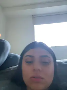 Snapshot of alissonfernandez_ chatting on 01/30/25, 10:51 alissonfernandez online show from 01/30/25, 10:51