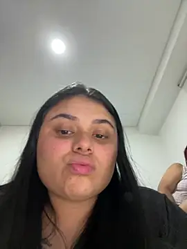 Snapshot of alissonfernandez_ chatting on 03/07/25, 11:05 alissonfernandez online show from 03/07/25, 11:05