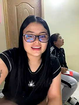 alissonfernandez  online show from 11/17/25, 11:43