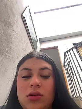 alissonfernandez  online show from 05/21/26, 05:31