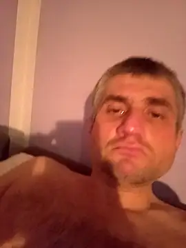 Snapshot of Gotowy40 chatting on 10/28/25, 03:10 Gotowy40 online show from 10/28/25, 03:10