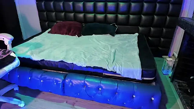 Lovely celeste online show from 11/08/25, 03:50