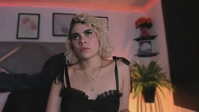 marian pinzon online show from 04/22/26, 07:04